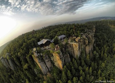 gory-stolowe-szczeliniec-panorama.jpg